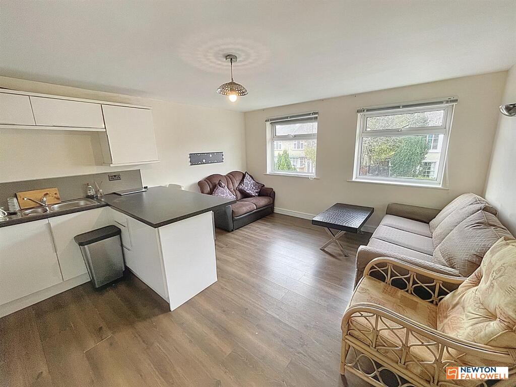 Additional image 2 of Beech Road