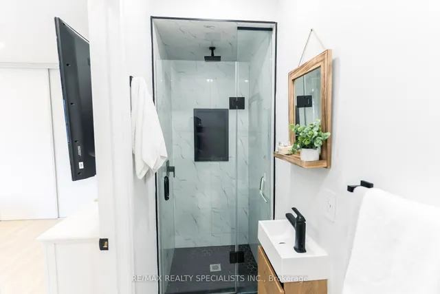 Additional image 21 of 2120 Rathburn Rd Unit 102