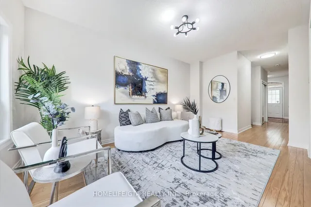 Additional image 11 of 62 Wyper Sq