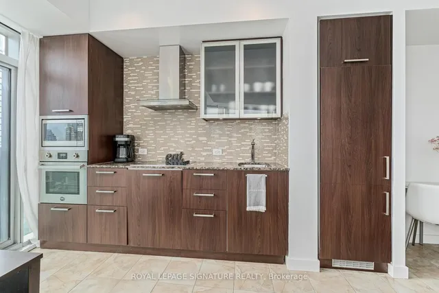 14 York St Unit 5211