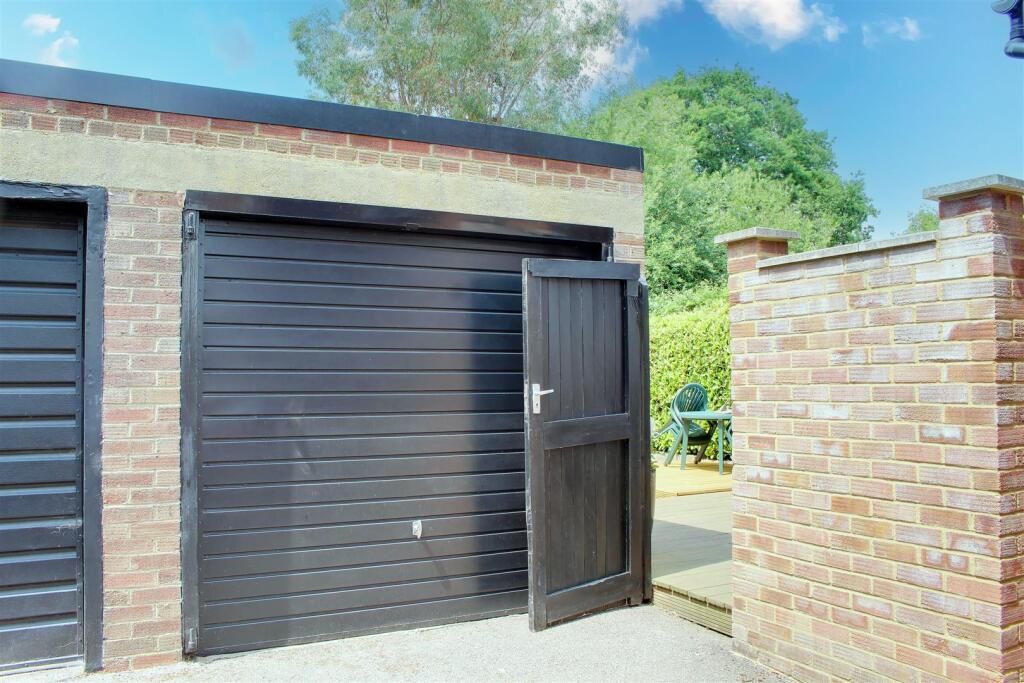 Additional image 26 of Bluebridge Road, Brookmans Park