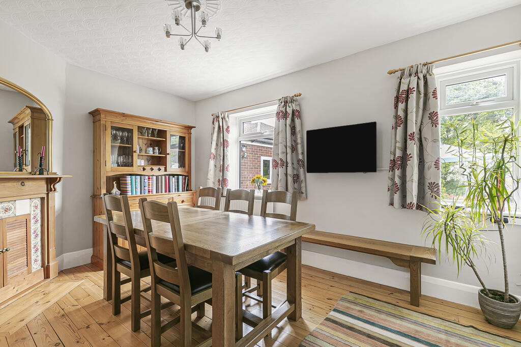 Additional image 6 of Canonsfield, Welwyn, Hertfordshire, AL6