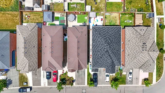 Additional image 48 of 44 Dockside Cres