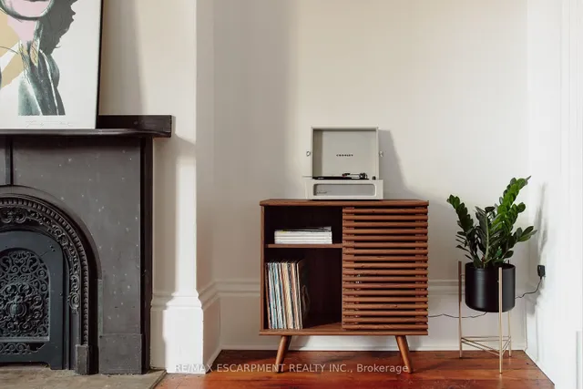 Additional image 17 of 227 Park St