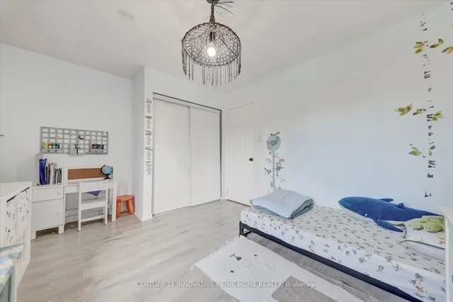 Additional image 21 of 79 Coyote Cres