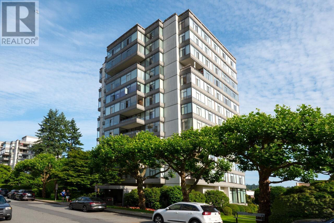 604 1480 DUCHESS AVENUE|West Vancouver, British Columbia V7T2W2