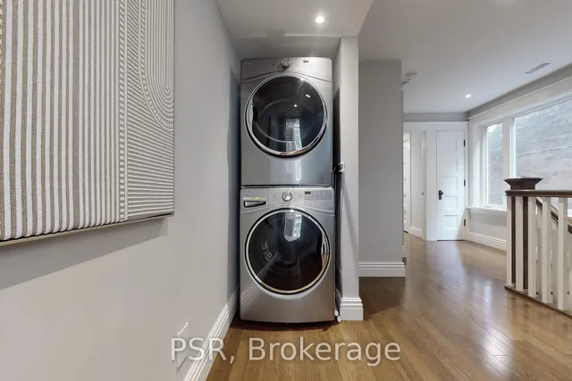 Additional image 26 of 102 Glendale Ave