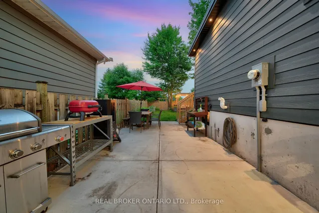 Additional image 35 of 579 Chamberlain Rd