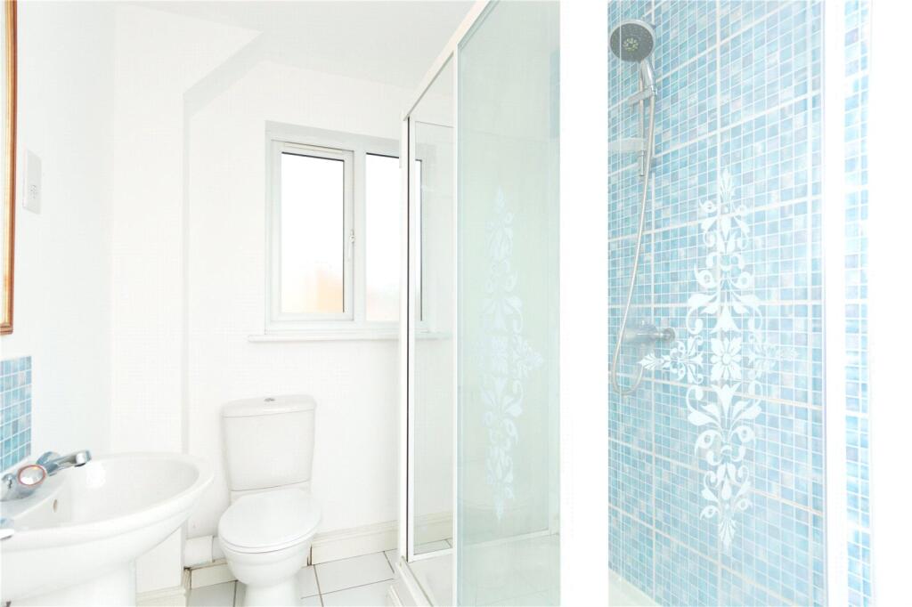 Additional image 8 of Wynchlands Crescent, St. Albans, Hertfordshire