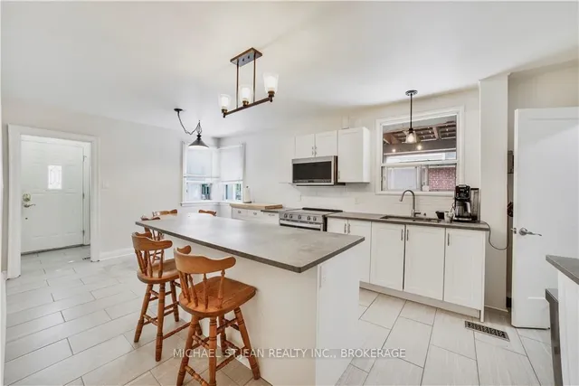 Additional image 11 of 96 East 21st St