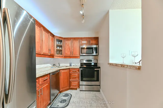 Additional image 17 of 35 Trailwood Dr Unit 1911
