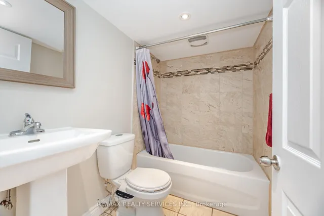 Additional image 41 of 162 Sussexvale Dr