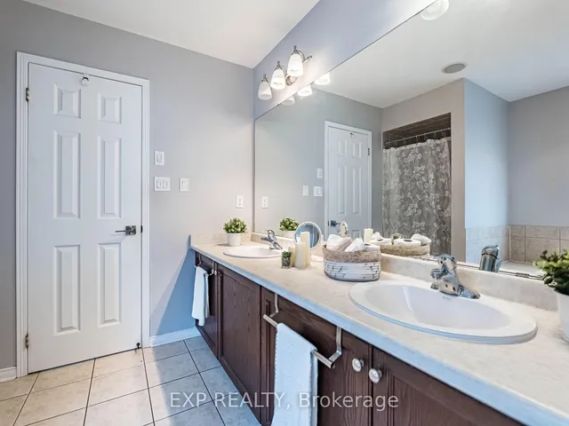 房产图片 30 - 202 Voyager Pass