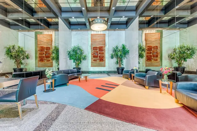 Additional image 6 of 33 Harbour Sq Unit 1032