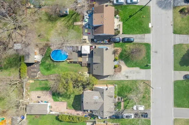 Additional image 35 of 82 Colonial Ave