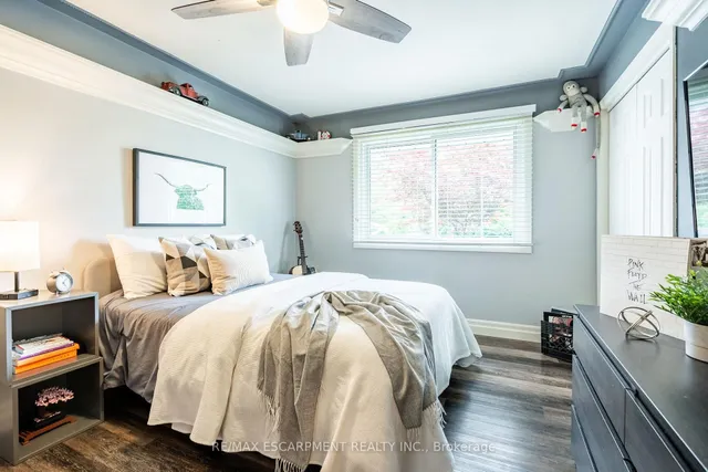 Additional image 18 of 5195 Cedarbook Cres