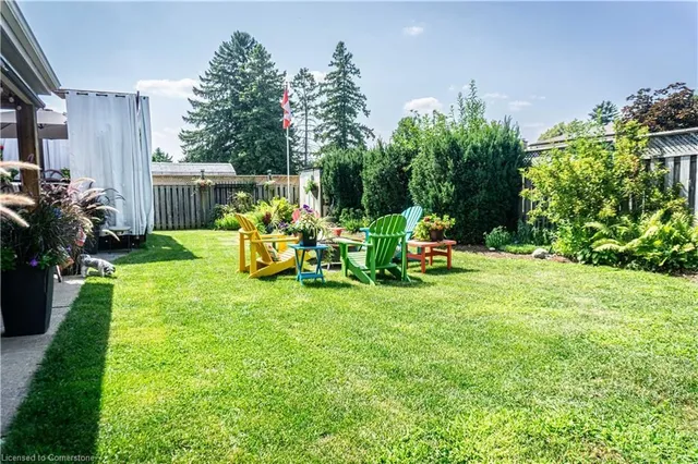 Additional image 42 of 34 Strathcona Cres