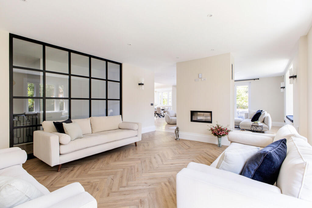 Additional image 9 of King Harry Lane, St. Albans, AL3