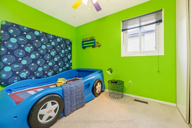 Additional image 22 of 292 Randall Cres