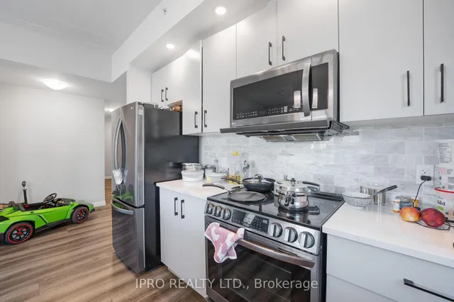 Additional image 9 of 108 Garment St Unit 1502