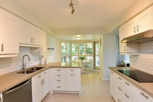 Additional image 20 of 2190 Lakeshore Rd Unit 204