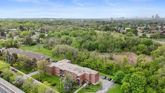 Additional image 36 of 4 Avalon Pl Unit 305