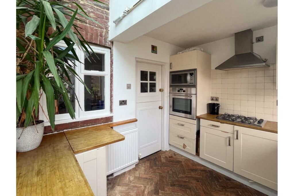 Additional image 20 of Lattimore Road, St. Albans, AL1