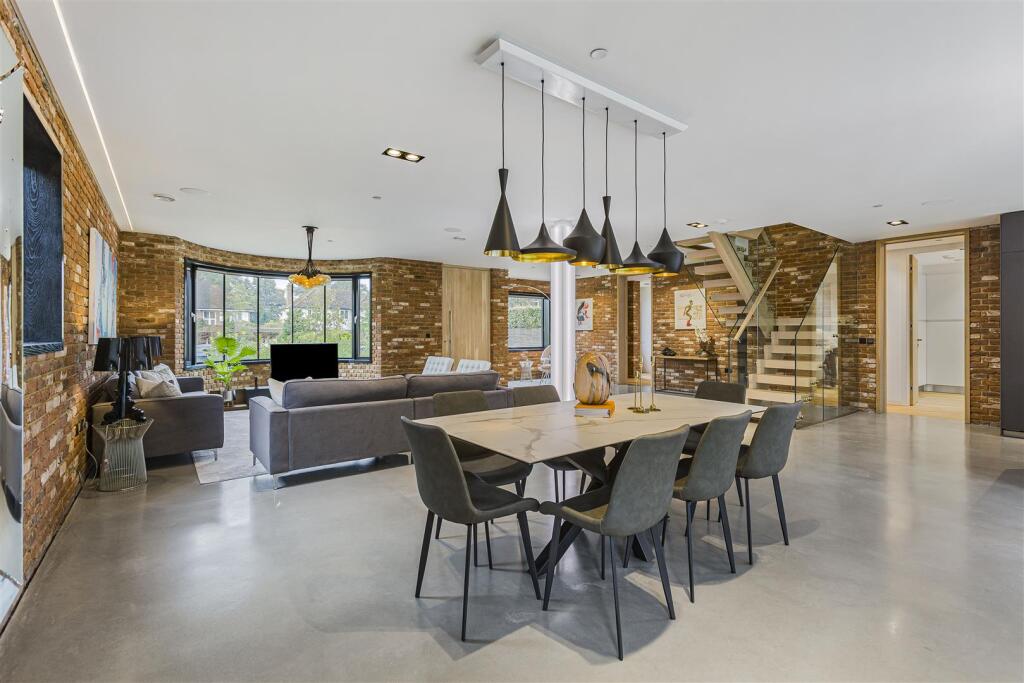 Additional image 6 of Pine Grove, Brookmans Park, Hatfield