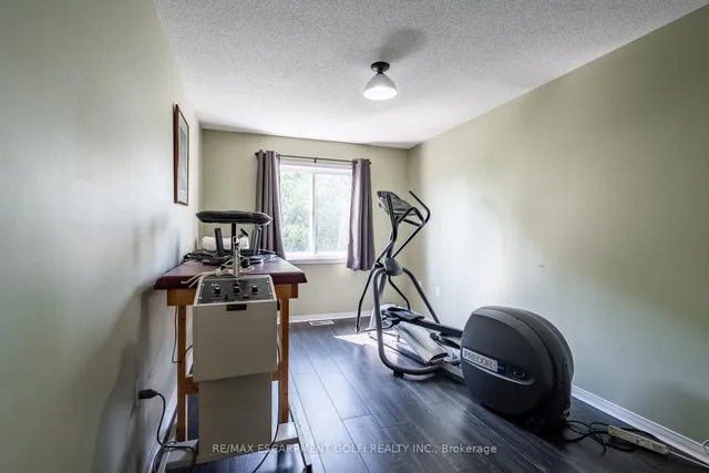 Additional image 20 of 1380 Treeland St