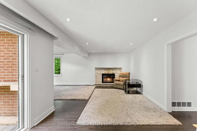 Additional image 28 of 16 Janellan Terr