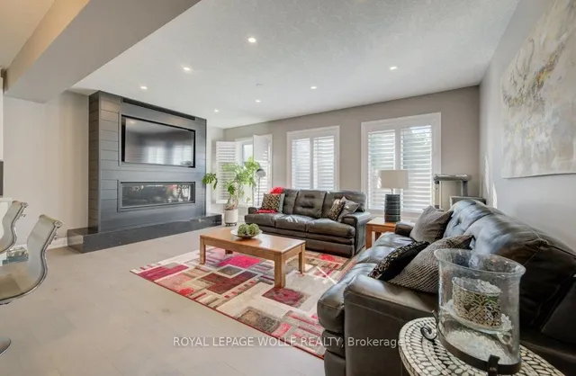 Additional image 5 of 43 Greyhawk St