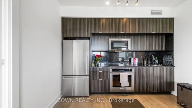 Additional image 19 of 80 Vanauley St Unit 1006