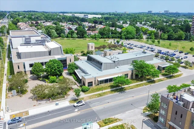 Additional image 36 of 90 Orchid Place Dr Unit 310