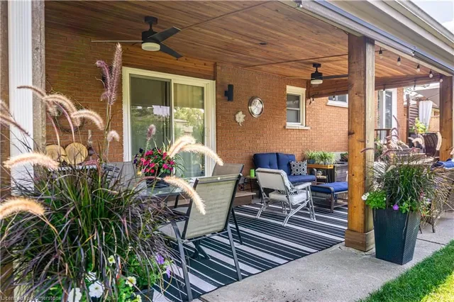 Additional image 43 of 34 Strathcona Cres