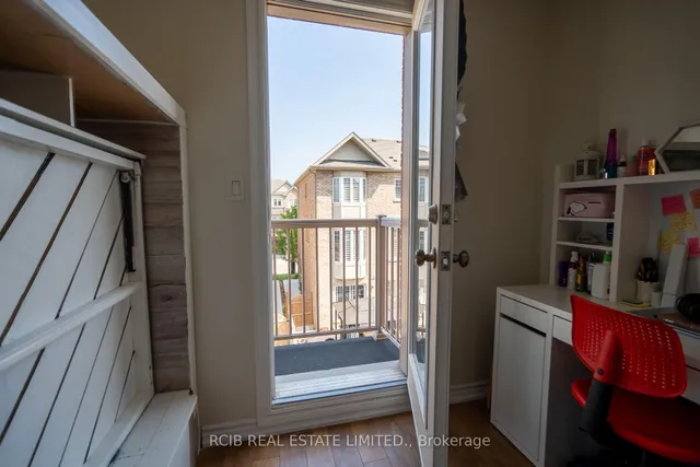 Additional image 37 of 33 Sprucewood Rd