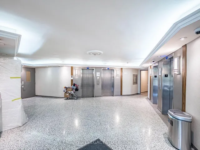 房产图片 4 - 多伦多西大道551号西区商场310单元