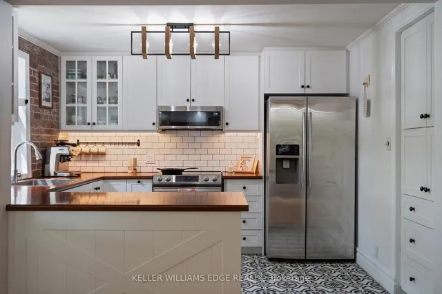 Additional image 13 of 376 OLD GUELPH Rd