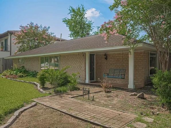 13115 Apple Tree Rd, Houston, TX 77079
