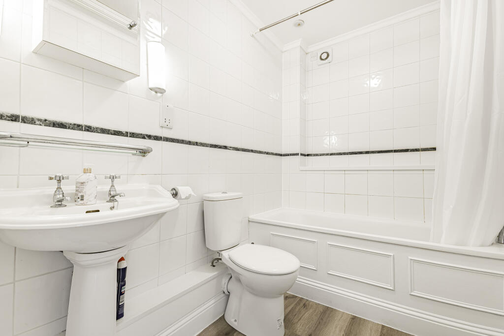 Additional image 15 of Fairshot Court, Woodcock Hill, Sandridge, St. Albans, Hertfordshire