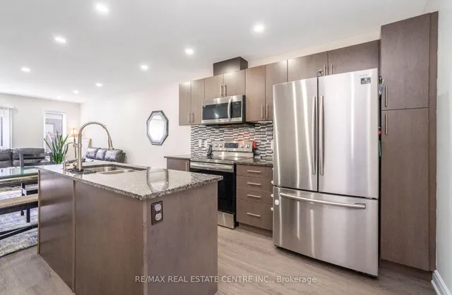 Additional image 14 of 504 WOODLEA Crt