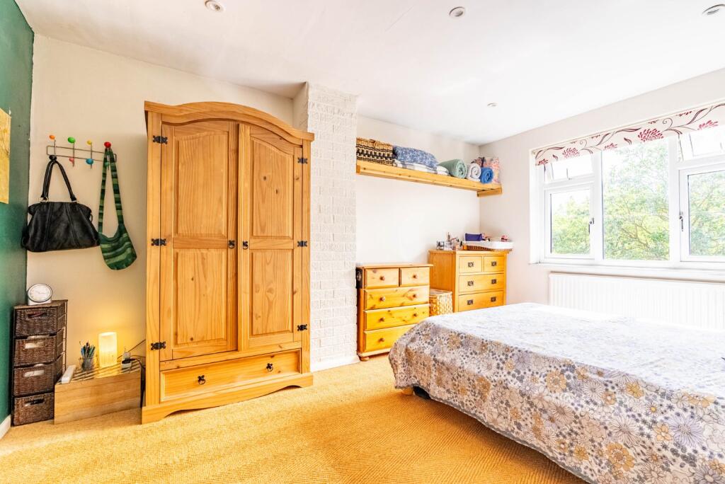 Additional image 9 of Spooners Drive, Park Street, St. Albans, Hertfordshire, AL2