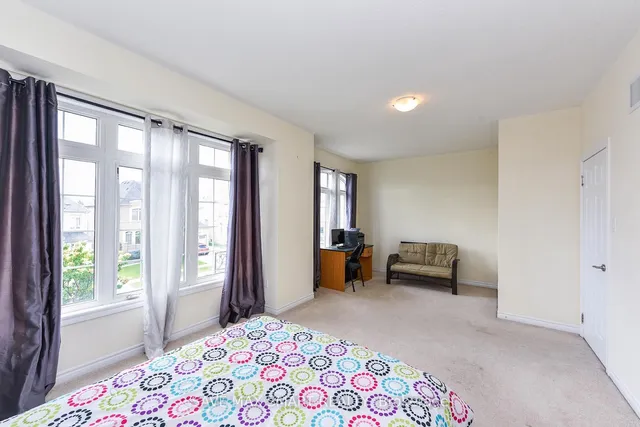 Additional image 30 of 13 Royal west Dr