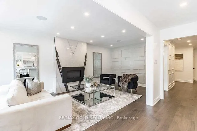 房产图片 8 - 30 Deerglen Dr