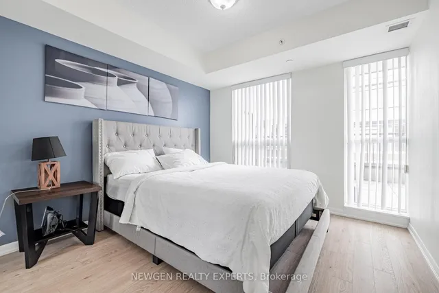 Additional image 24 of 800 Lawrence Ave Unit 704