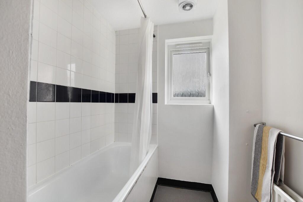 Additional image 6 of The Cedars St. Albans, Hertfordshire, AL3