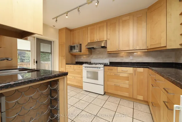 Additional image 13 of 769 Euclid Ave