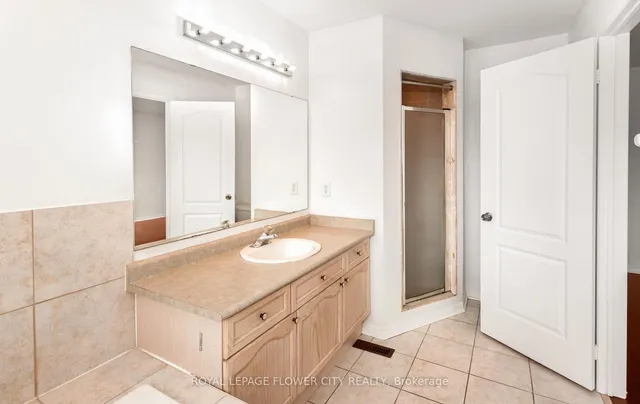 Additional image 31 of 5908 Stonebriar Cres