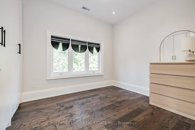 Additional image 18 of 117 Harlandale Ave