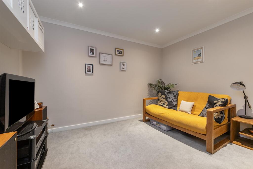 Additional image 6 of Greenbanks, St. Albans