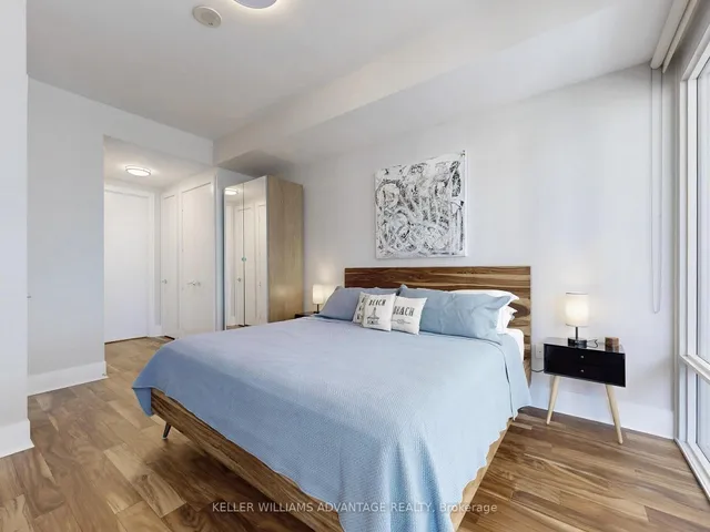 Additional image 20 of 29 Queens Quay Unit 401